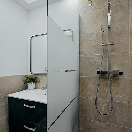 Splendide Maison Moderne Jusqu'a Six Personnes Willa