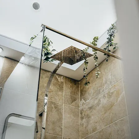 Splendide Maison Moderne Jusqu'a Six Personnes *