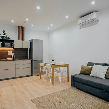 Splendide Maison Moderne Jusqu'a Six Personnes Willa Saint-Fons